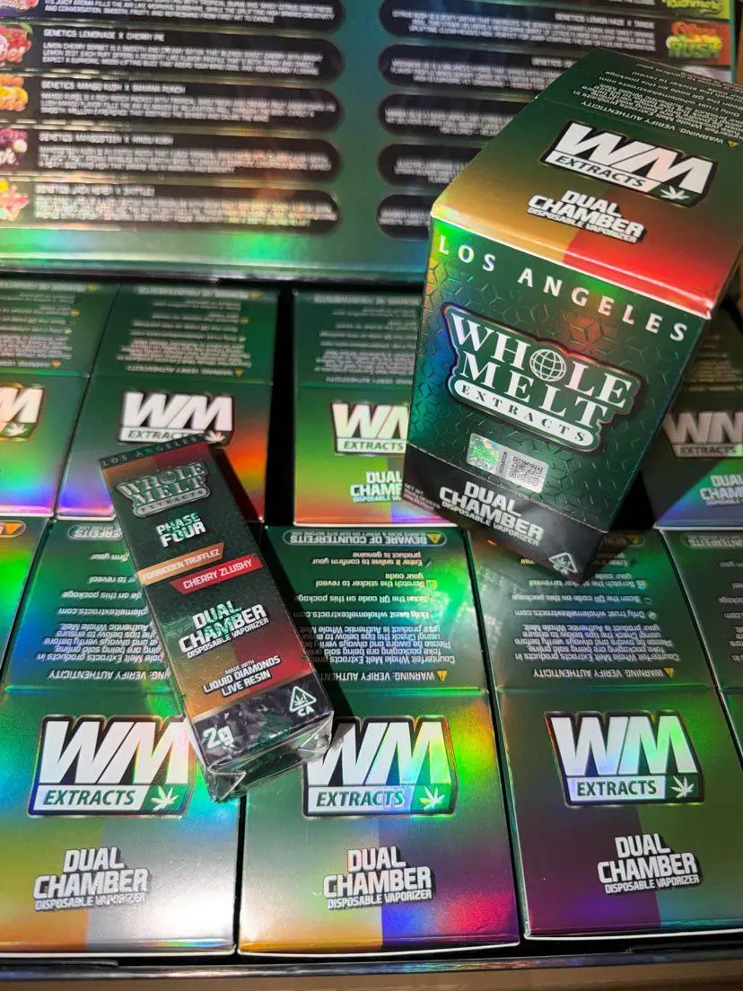 Latest Whole Melt Phase 4 Dual Chamber 2G Disposable - Image 3