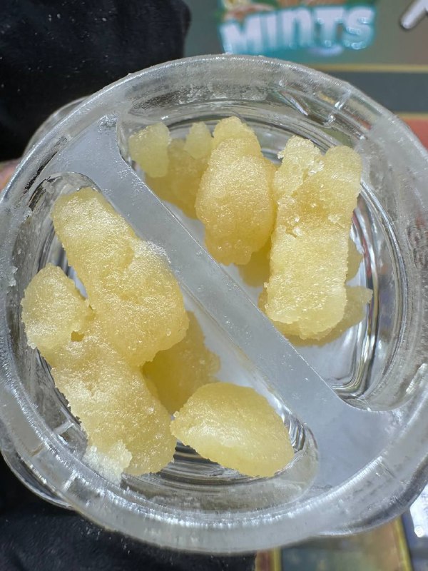 Whole Melt 50/50's Resin - Image 4